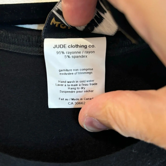 BODYBAG by Jude Sz M Dolman  Sleeve Criss Cross Cuffs Knit Jersey Dress NEW - Picture 5 of 10